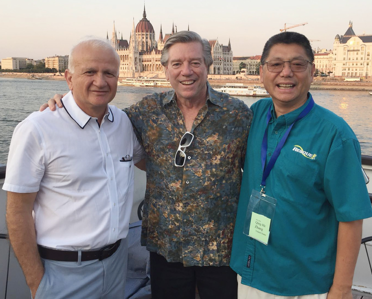 Jeff Aldrich (center) with Ashot Khrimian (left) and Qing-He Zhang, at the ISCE meeting in Budapest, 2018.